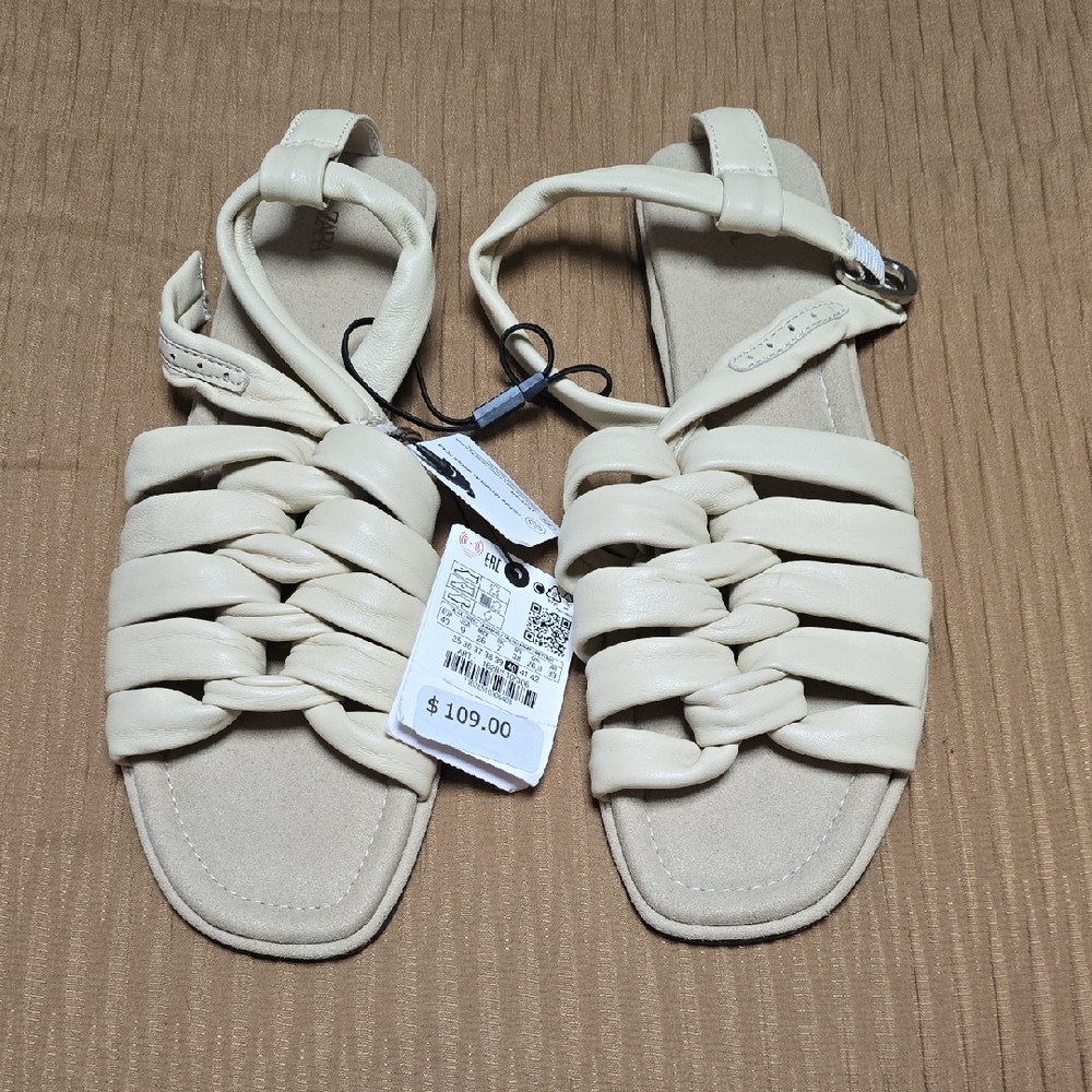 ZARA Knotted Leather Sandals